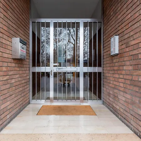 Fleming Ospedale 300mt Wifi Aria Condizionata Free Parking Parma