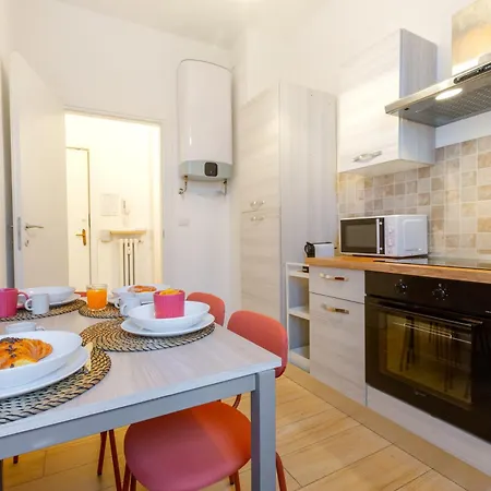 Casa de Férias Fleming Ospedale 300mt Wifi Aria Condizionata Free Parking Parma