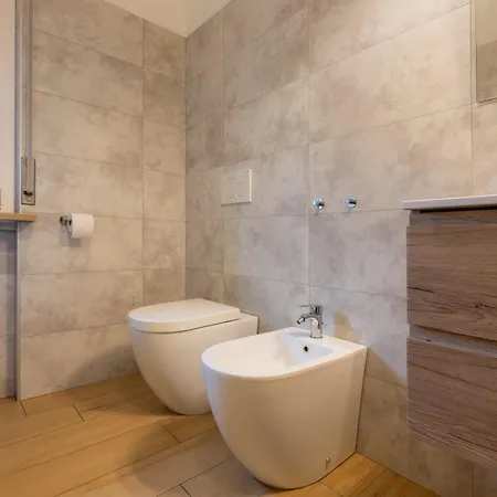 Fleming Ospedale 300mt Wifi Aria Condizionata Free Parking Prázdninový dům Parma